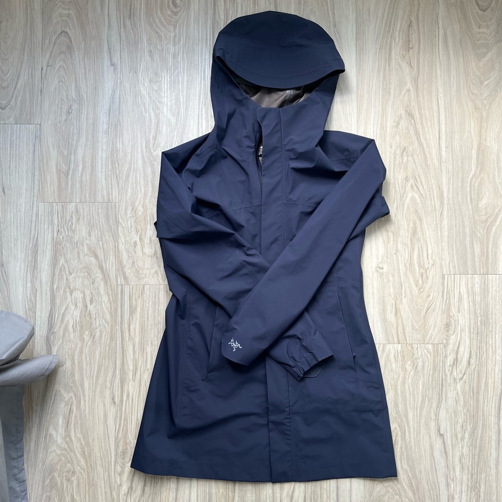 Arc’teryx Codetta Rain Shell Jacket (Navy) - Picture 4 of 10